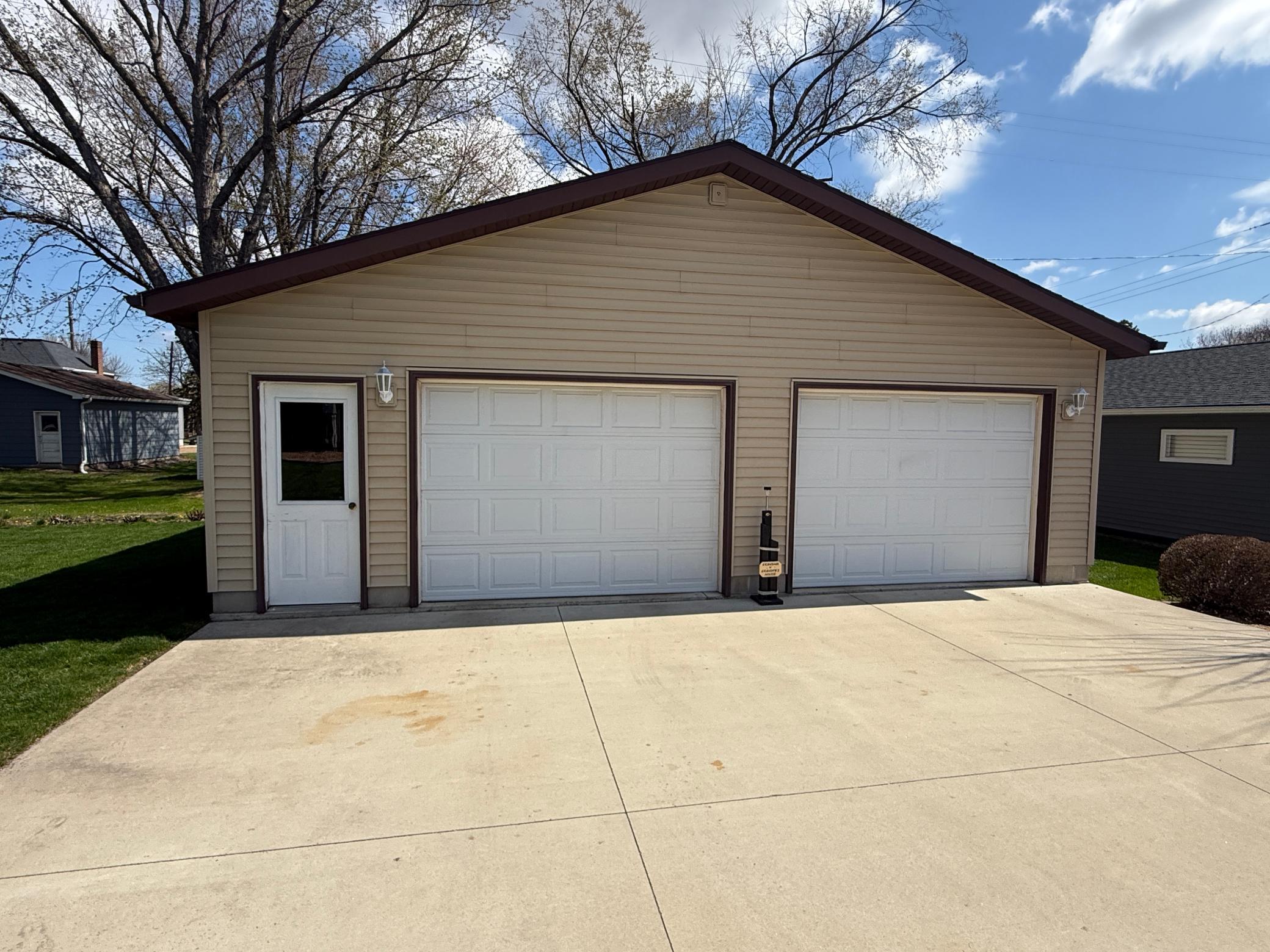 608 4th Street Morgan, MN 56266 - Photo 7 of 38