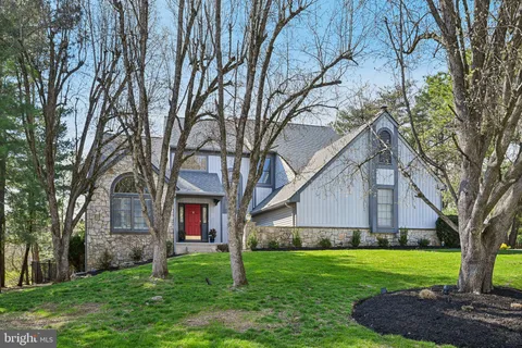 $925,000 | 4 Andover Court, Voorhees, NJ 08043