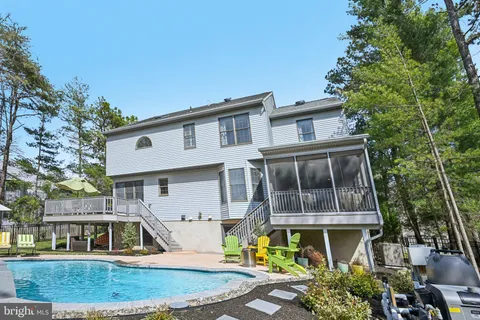 $925,000 | 4 Andover Court, Voorhees, NJ 08043