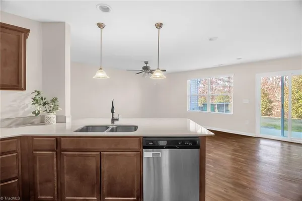 $1,800 | 3859 Copperfield Court, Jamestown, NC 27282