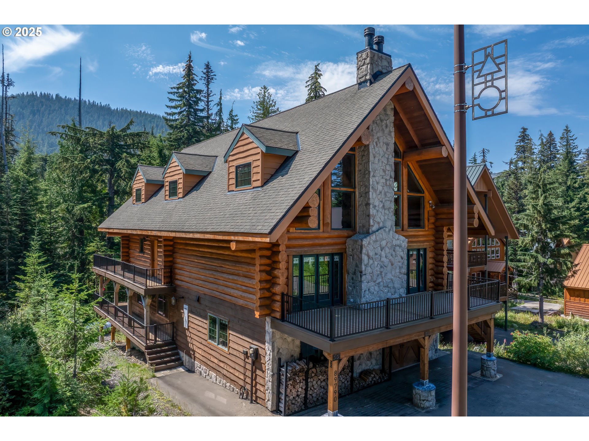 89790 East Morrison Lane Government Camp, OR 97028 - Photo 3 of 48 a house view with a outdoor space