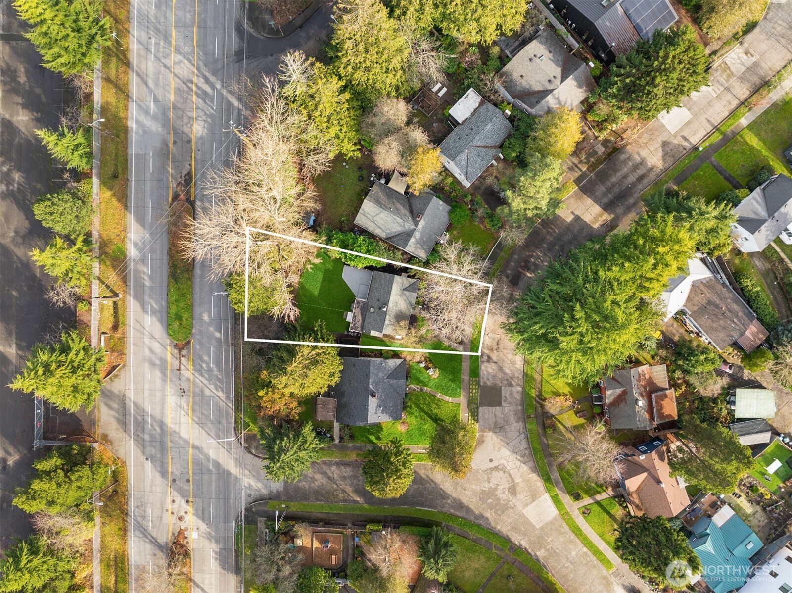 5606 Northeast 59th Street Seattle, WA 98105 - Photo 23 of 28