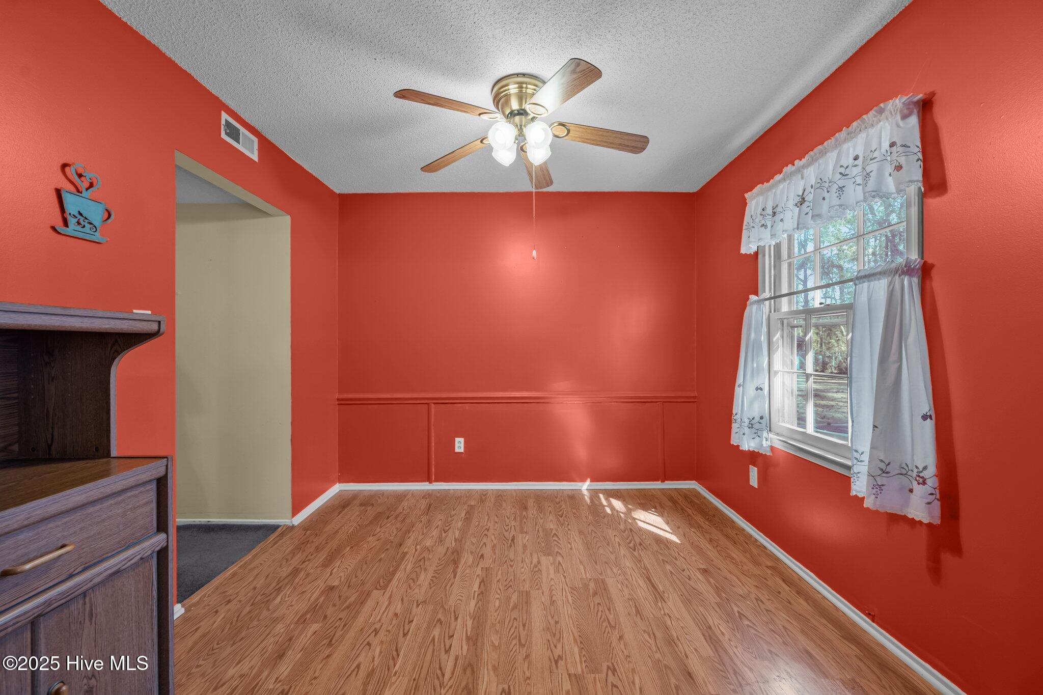 103 Silver Leaf Drive Jacksonville, NC 28546 - Photo 9 of 33 6-web-or-mls-_RAD8262