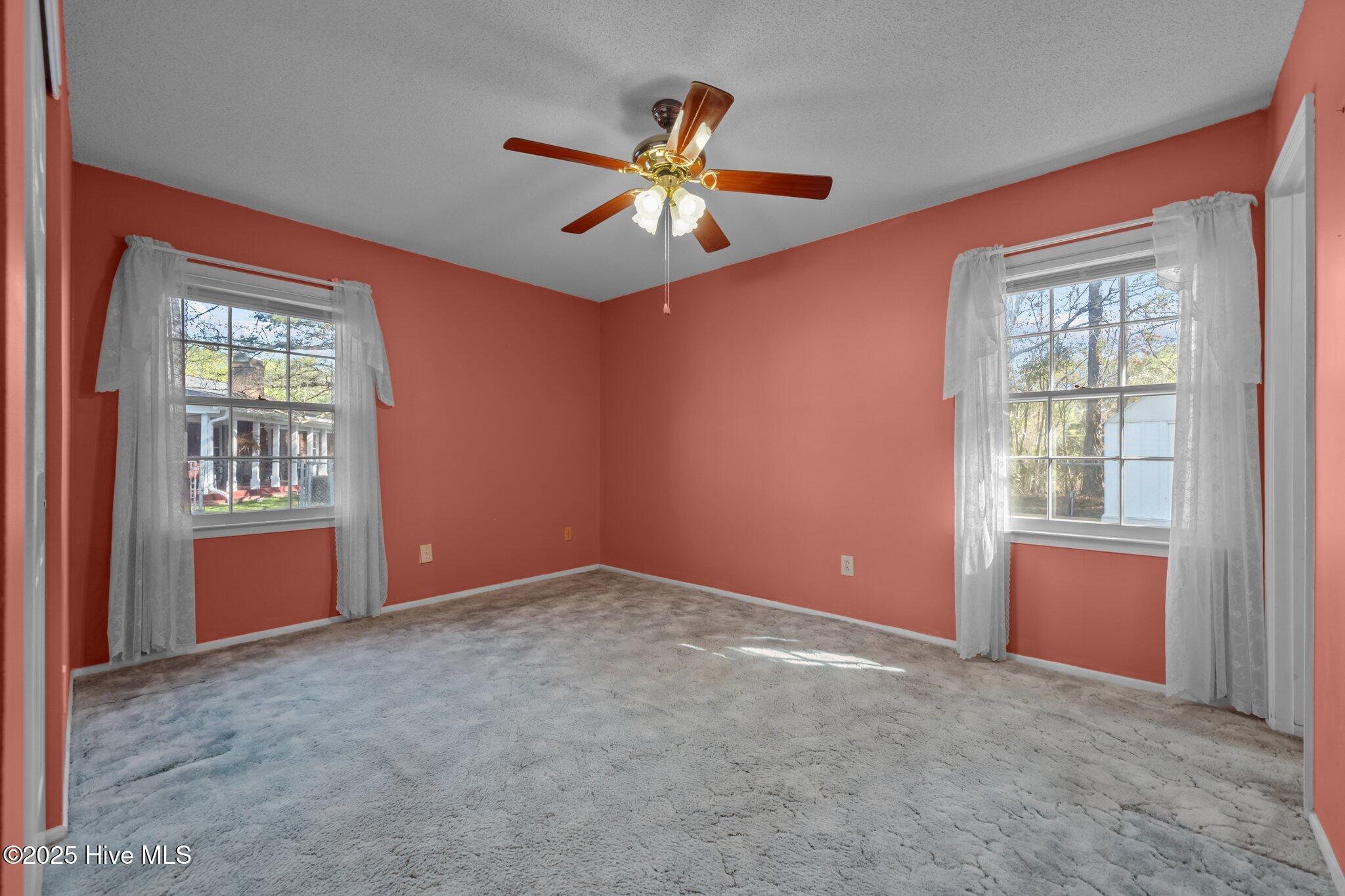 103 Silver Leaf Drive Jacksonville, NC 28546 - Photo 10 of 33 15-web-or-mls-_RAD8322