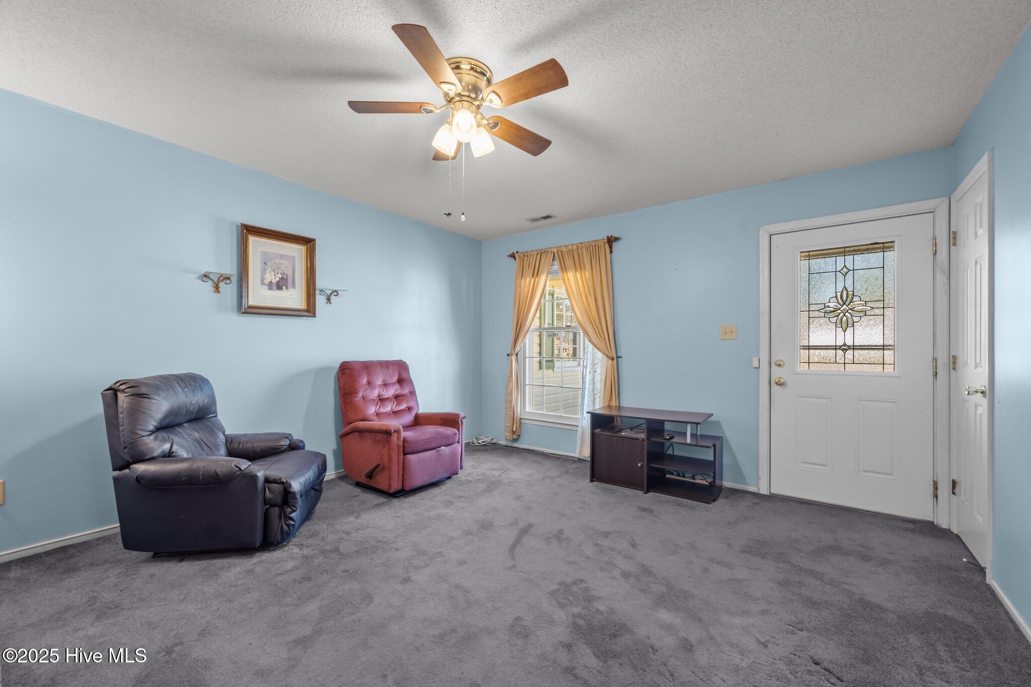 103 Silver Leaf Drive Jacksonville, NC 28546 - Photo 3 of 33 32-web-or-mls-_RAD8439