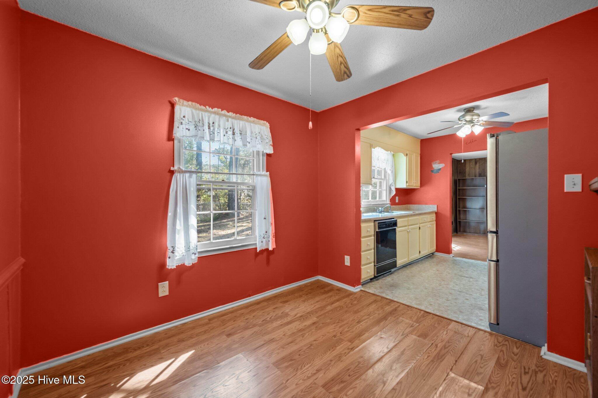 103 Silver Leaf Drive Jacksonville, NC 28546 - Photo 7 of 33 4-web-or-mls-_RAD8253