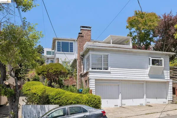 $1,295,000 | 2541 Hilgard Avenue, Berkeley, CA 94709