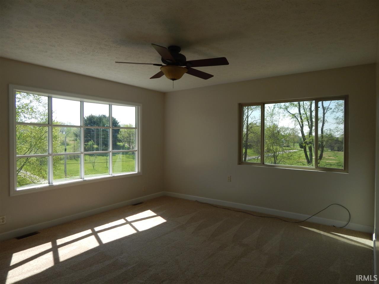 167 Anderson Road Bedford, IN 47421 - Photo 4 of 18 Gallery Image 4