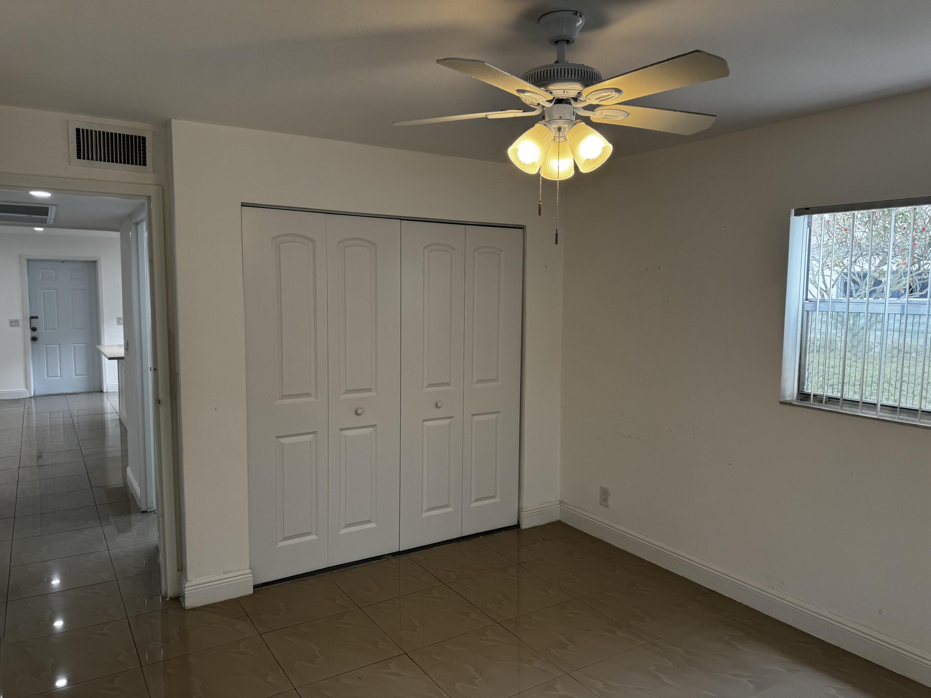153 Monaco Way, Unit D Delray Beach, FL 33446 - Photo 15 of 20 IMG_2035