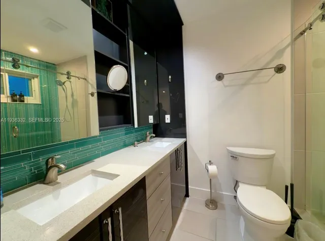 $4,998 | 806 Argonaut Island, Unit 2, Dania Beach, FL 33004