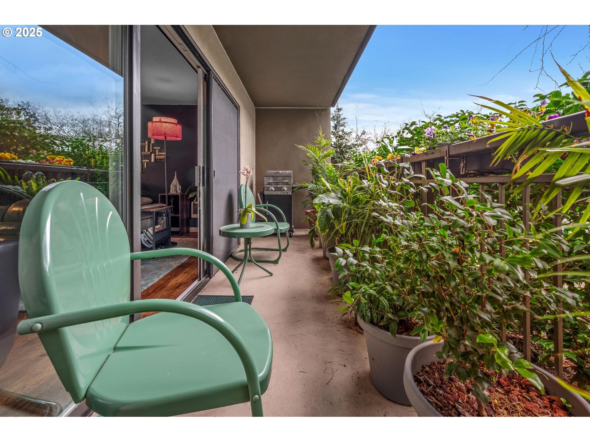 2393 Southwest Park Place, Unit 113 Portland, OR 97205 - Photo 18 of 46