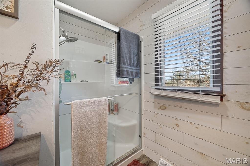 22762 Post Oak Lebanon, MO 65536 - Photo 25 of 41