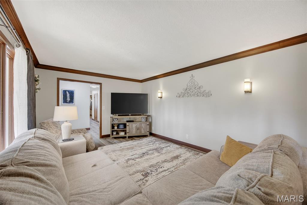 22762 Post Oak Lebanon, MO 65536 - Photo 39 of 41
