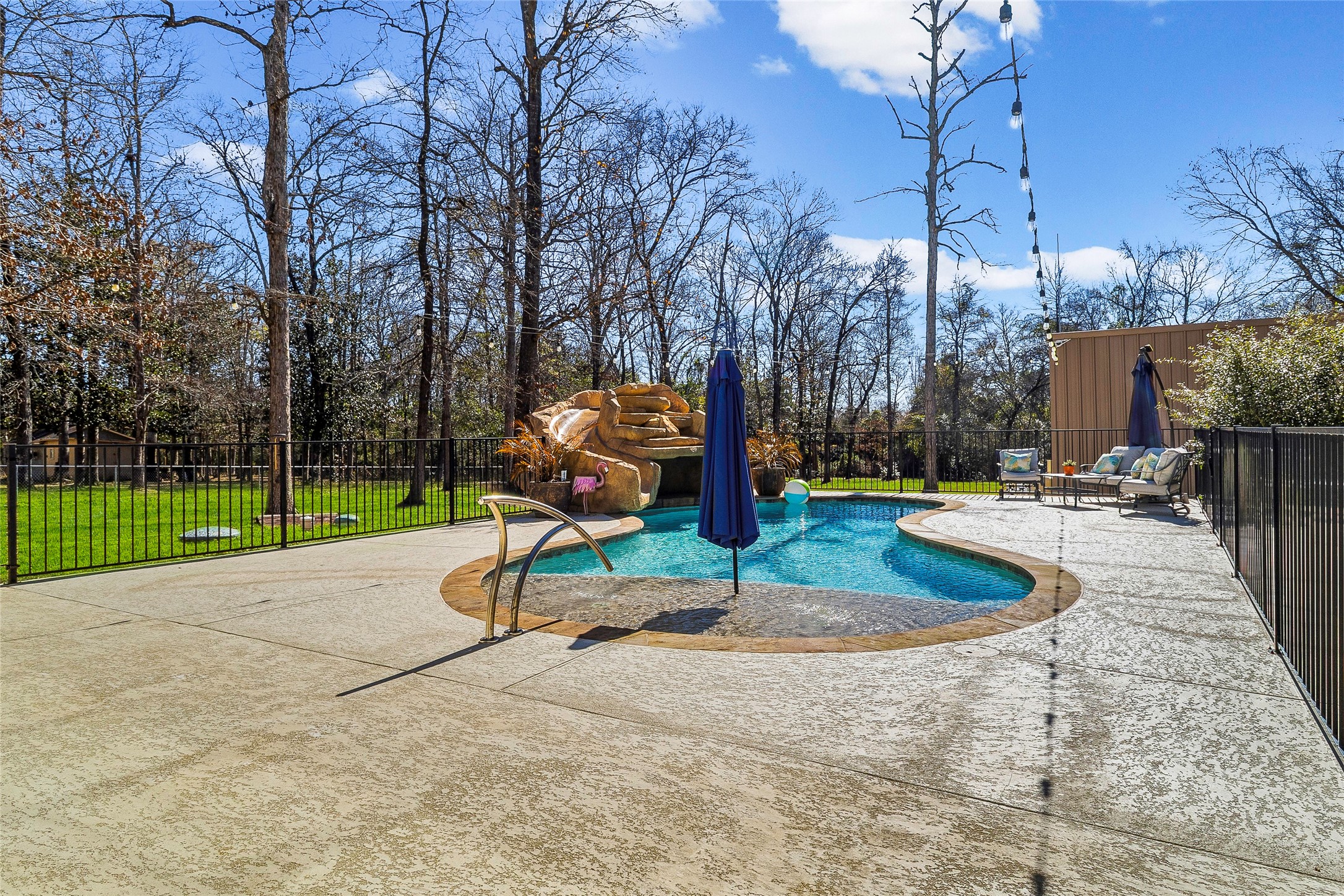 431 Ridgewood Drive Shepherd, TX 77371 - Photo 12 of 41