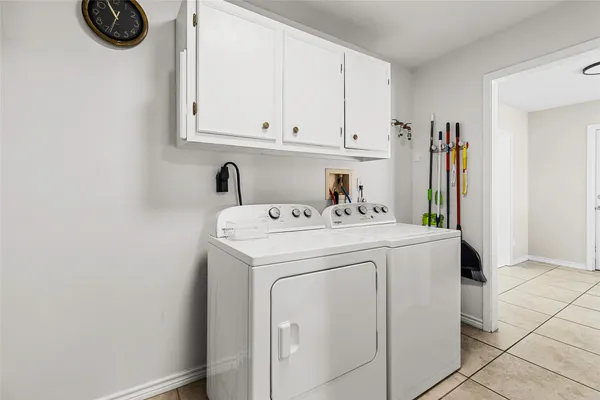 $549,000 | 431 Ridgewood Drive, Shepherd, TX 77371