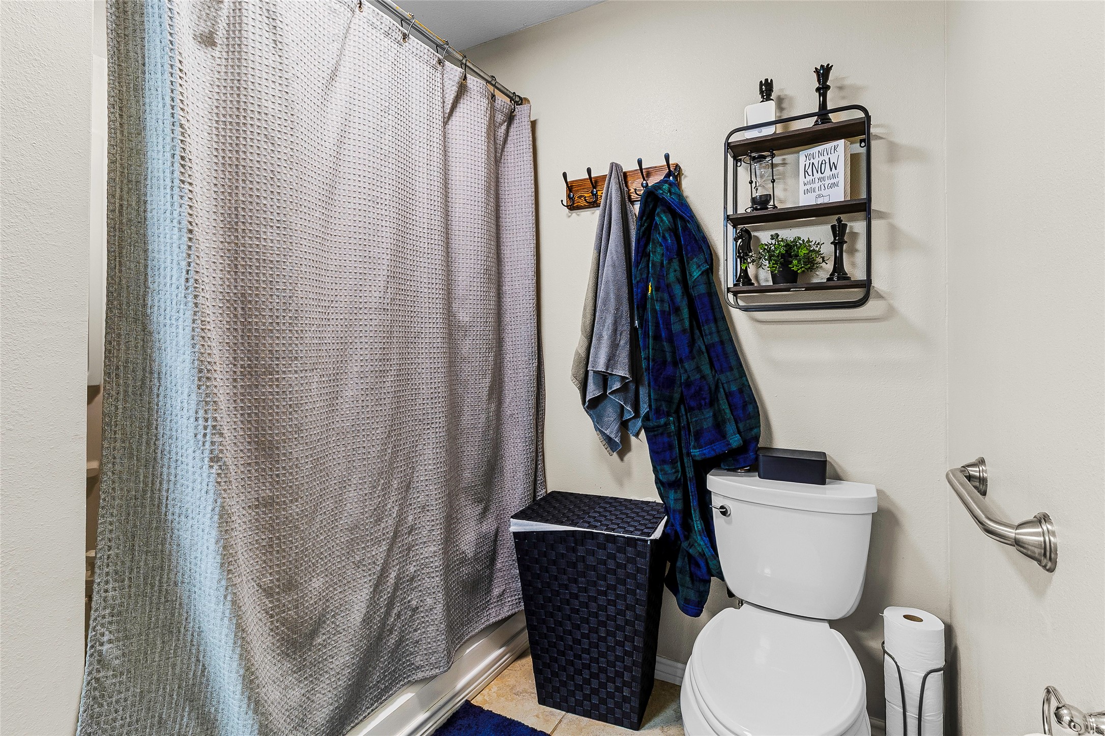 431 Ridgewood Drive Shepherd, TX 77371 - Photo 30 of 41 Secondary Bathroom