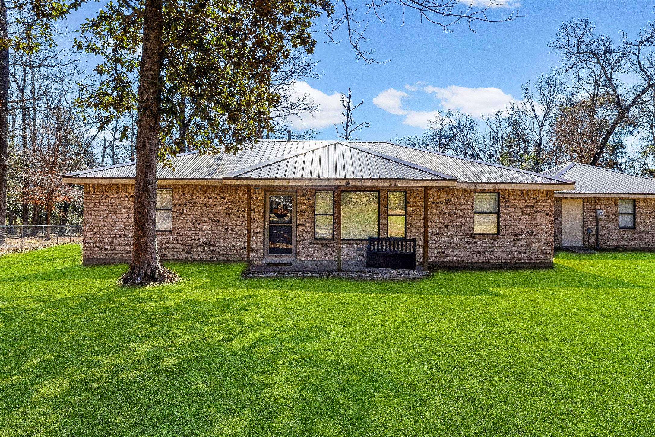 431 Ridgewood Drive Shepherd, TX 77371 - Photo 3 of 41