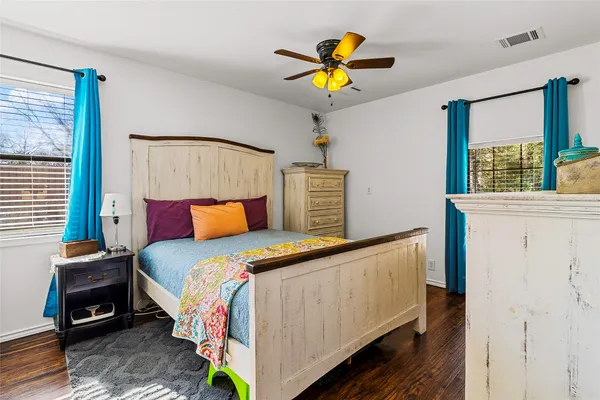 $549,000 | 431 Ridgewood Drive, Shepherd, TX 77371