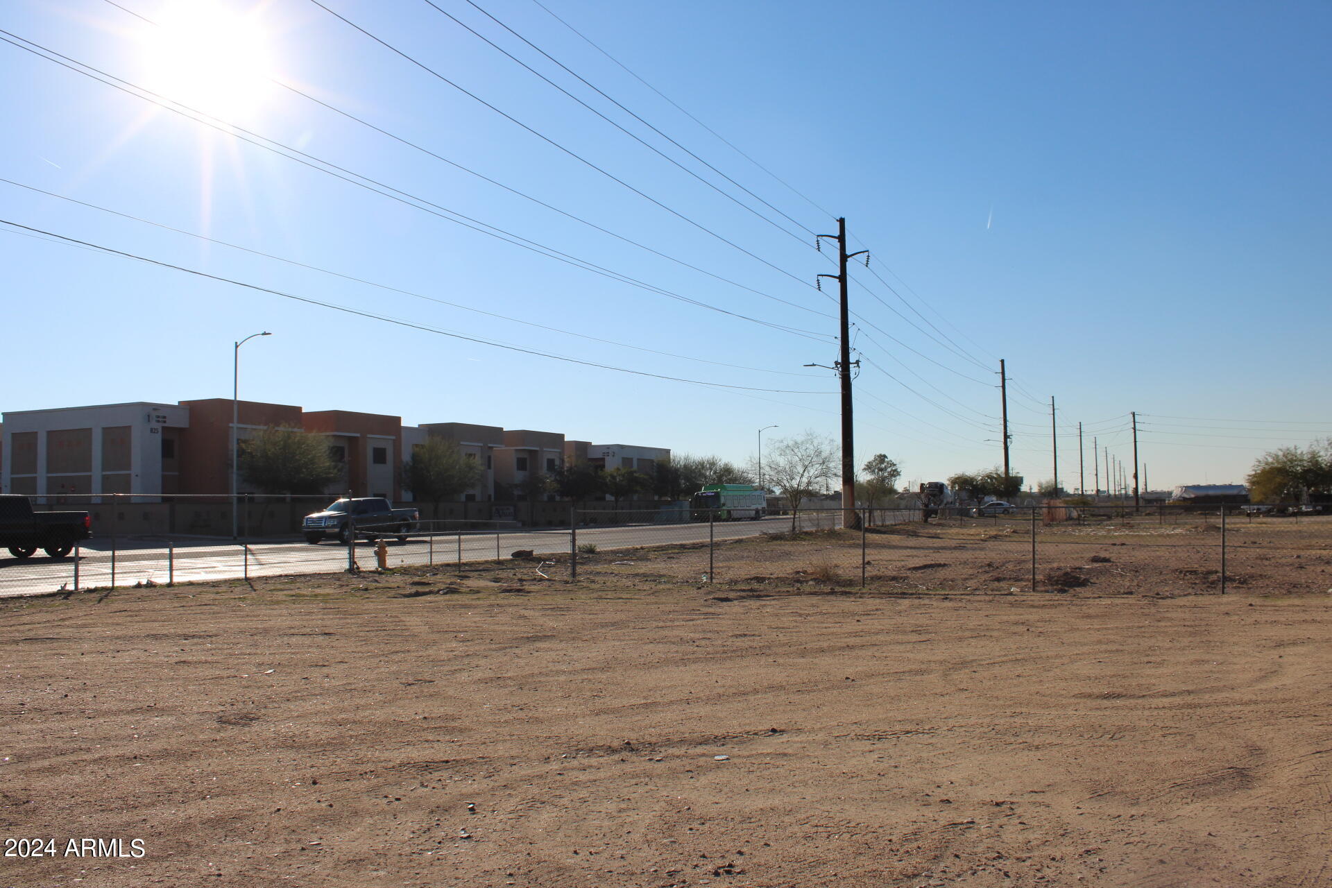 748 West Broadway Road, Unit 4 Phoenix, AZ 85041 - Photo 6 of 8 B28BCE29-16FF-49AA-A061-789E8BD4B5A1