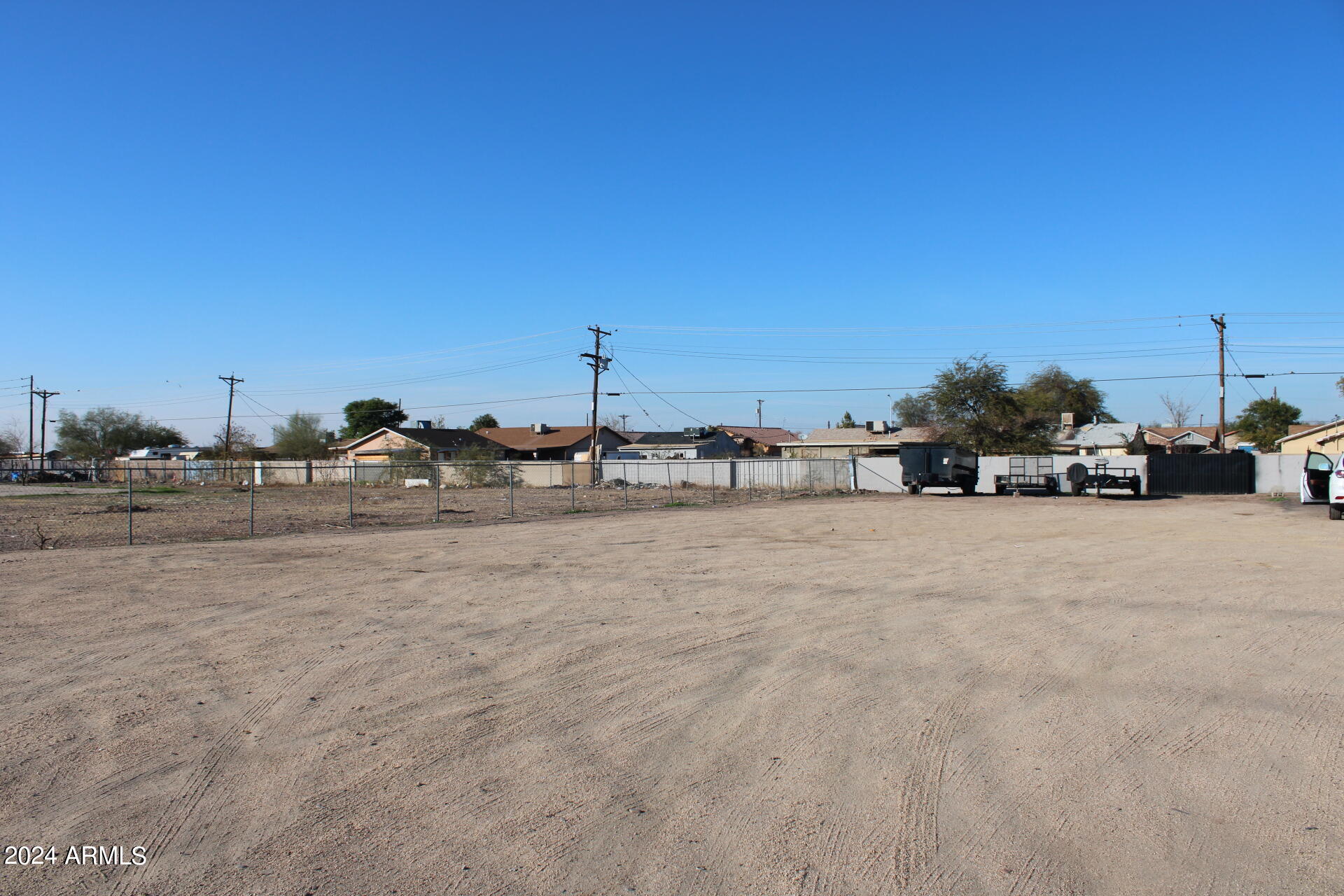 748 West Broadway Road, Unit 4 Phoenix, AZ 85041 - Photo 8 of 8 DDB7CD6A-98A2-4C00-BB00-CFD489479AAD