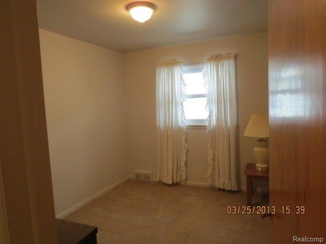 19442 Rensellor Street Livonia, MI 48152 - Photo 13 of 15 master bedroom.JPG