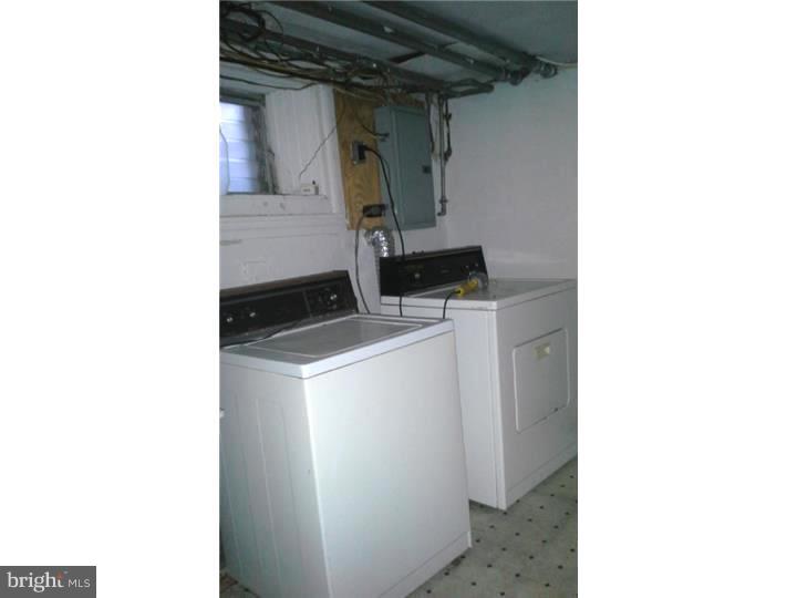 711 Marlyn Road Philadelphia, PA 19151 - Photo 17 of 20 Laundry Room