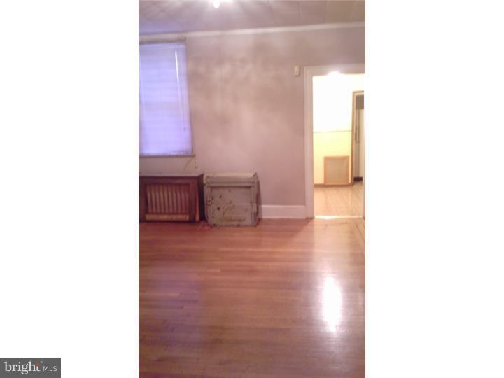 711 Marlyn Road Philadelphia, PA 19151 - Photo 8 of 20 Dining Room