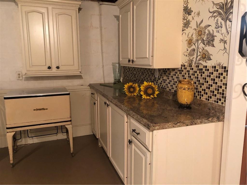1671 Highland Road Sharon, PA 16146 - Photo 22 of 25 Gallery Image 22