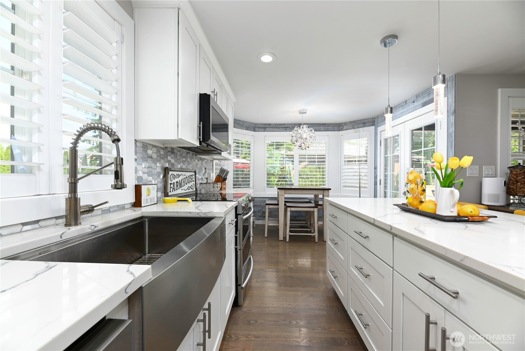 12523 Woods Lake Road Monroe, WA 98272 - Photo 13 of 40 a kitchen with stainless steel appliances granite countertop a sink and stove
