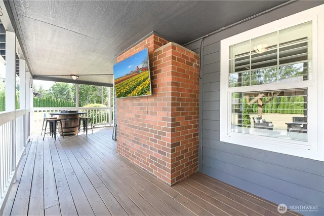 a view of outdoor space with seating space