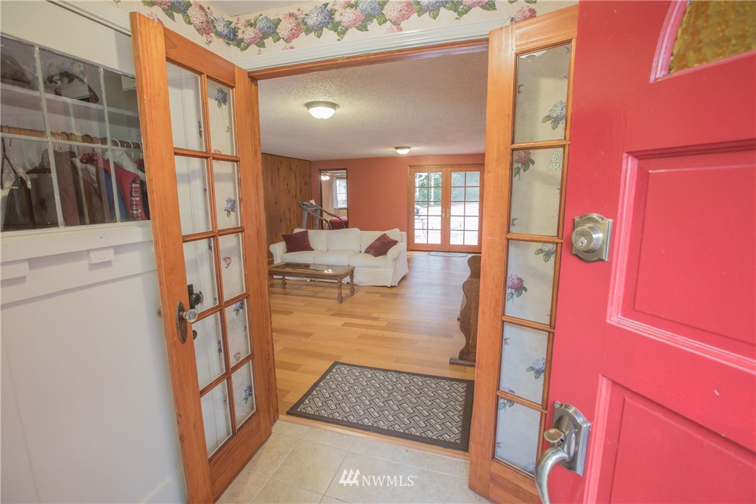 13514 Dubuque Road Snohomish, WA 98290 - Photo 4 of 25