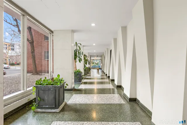 $389,900 | 444 Bedford Street, Unit 8F, Stamford, CT 06901