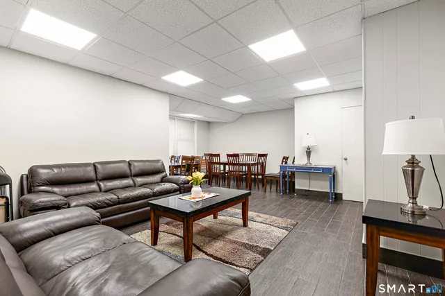 $389,900 | 444 Bedford Street, Unit 8F, Stamford, CT 06901