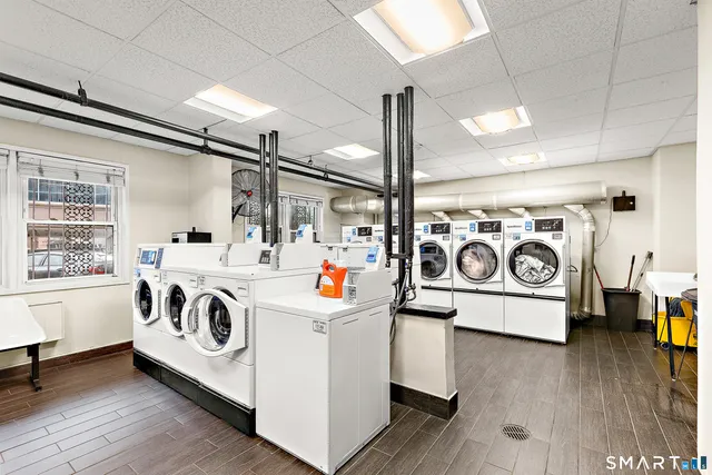 $389,900 | 444 Bedford Street, Unit 8F, Stamford, CT 06901