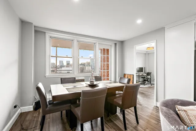 $389,900 | 444 Bedford Street, Unit 8F, Stamford, CT 06901