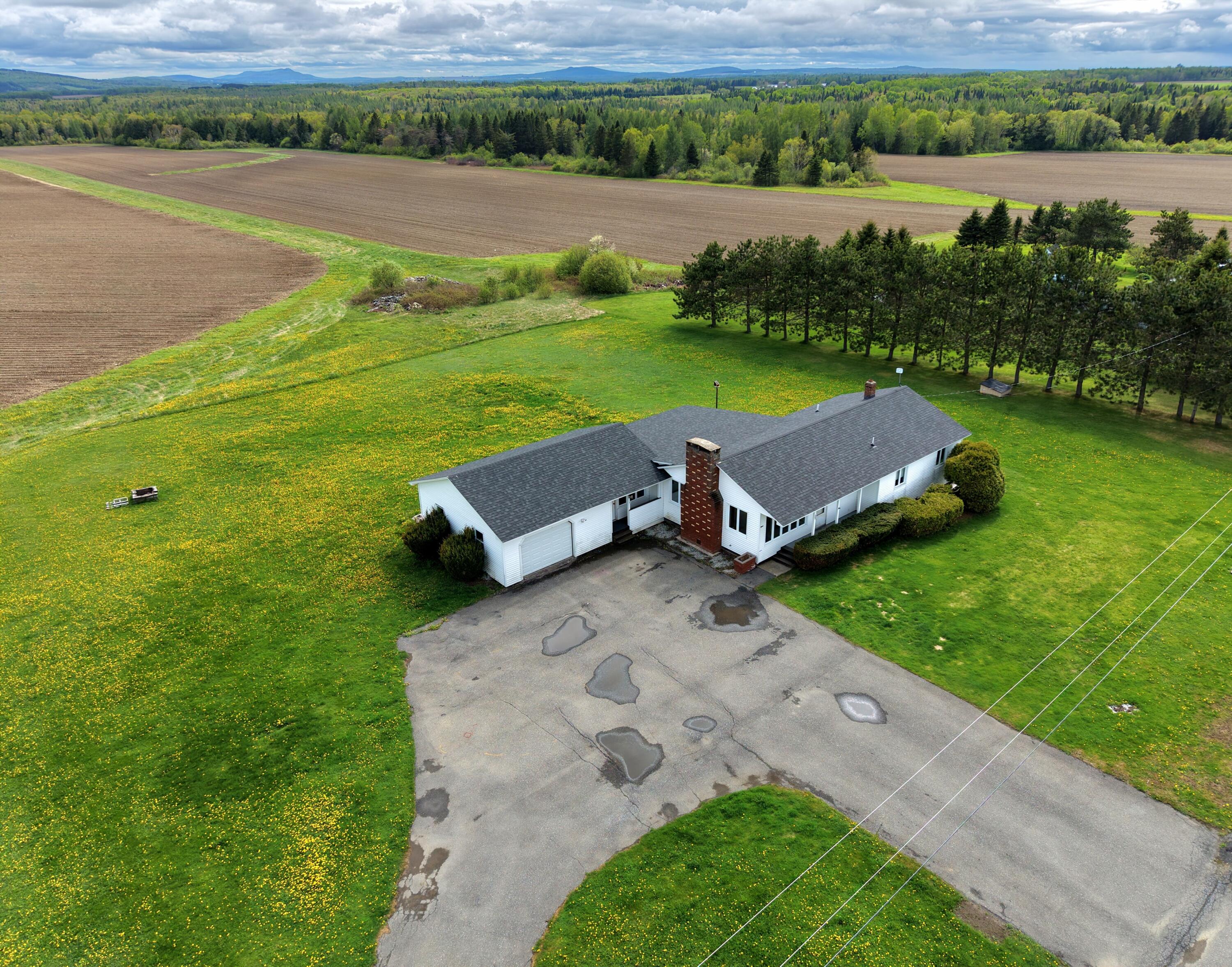 383 Caribou Lake Road Washburn, ME 04786 - Photo 3 of 29 45927