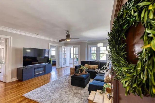 $255,000 | 807 West 48th Street, Unit 501, Kansas City, MO 64112