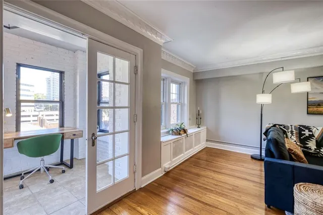 $255,000 | 807 West 48th Street, Unit 501, Kansas City, MO 64112