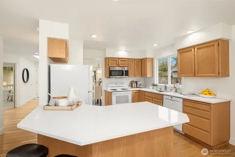 $1,160,000 | 4549 329th Place Southeast, Fall City, WA 98024