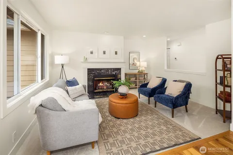 $1,160,000 | 4549 329th Place Southeast, Fall City, WA 98024