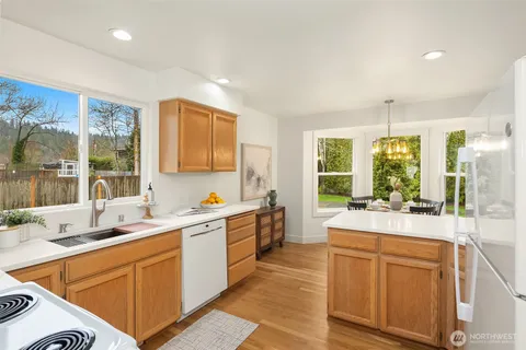 $1,160,000 | 4549 329th Place Southeast, Fall City, WA 98024