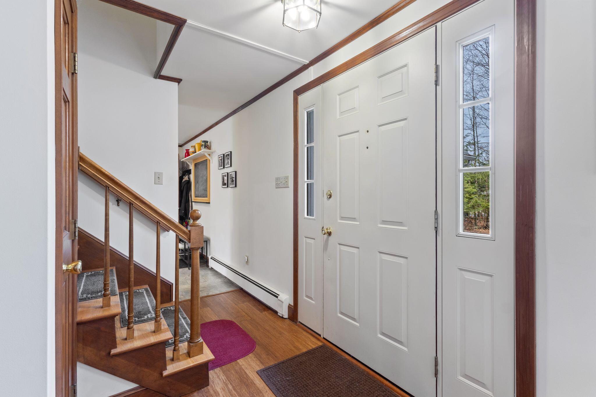 16 Richard Road Gorham, ME 04038 - Photo 4 of 45 16_Richard_Rd_011