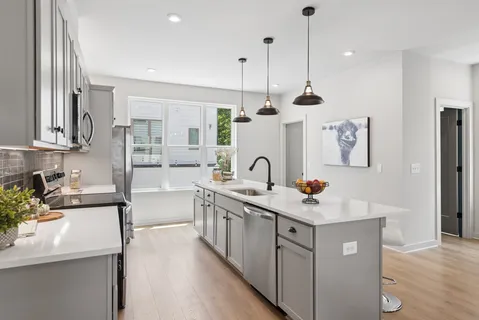 $499,900 | 344 East Village Lane, Nashville, TN 37216
