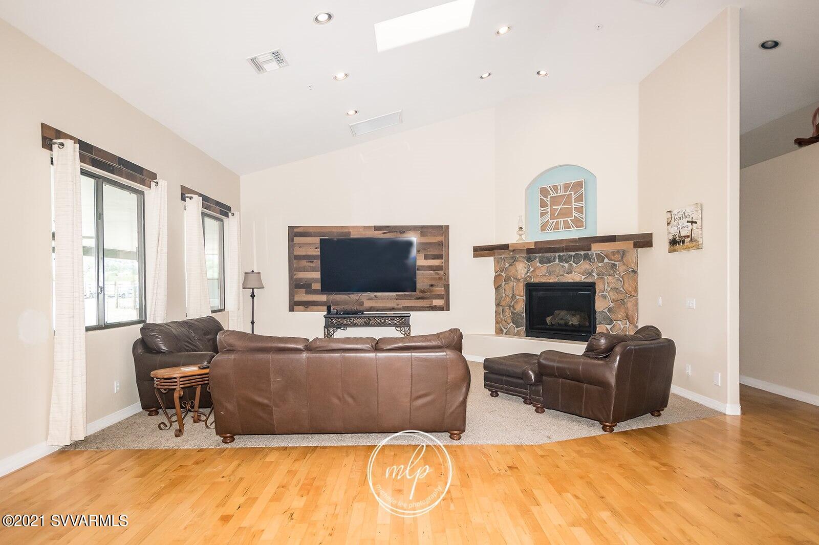 4680 Caughran Road Camp Verde, AZ 86322 - Photo 6 of 48 Living Room