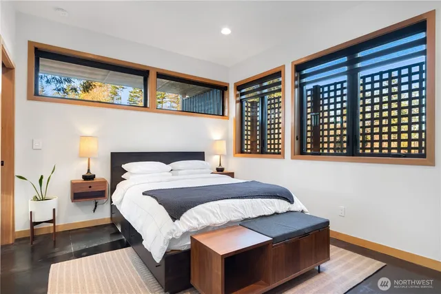 $585,000 | 2475 15th Street, Port Townsend, WA 98368