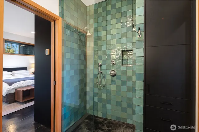 $585,000 | 2475 15th Street, Port Townsend, WA 98368