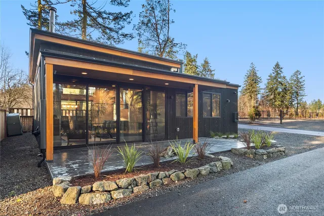 $585,000 | 2475 15th Street, Port Townsend, WA 98368