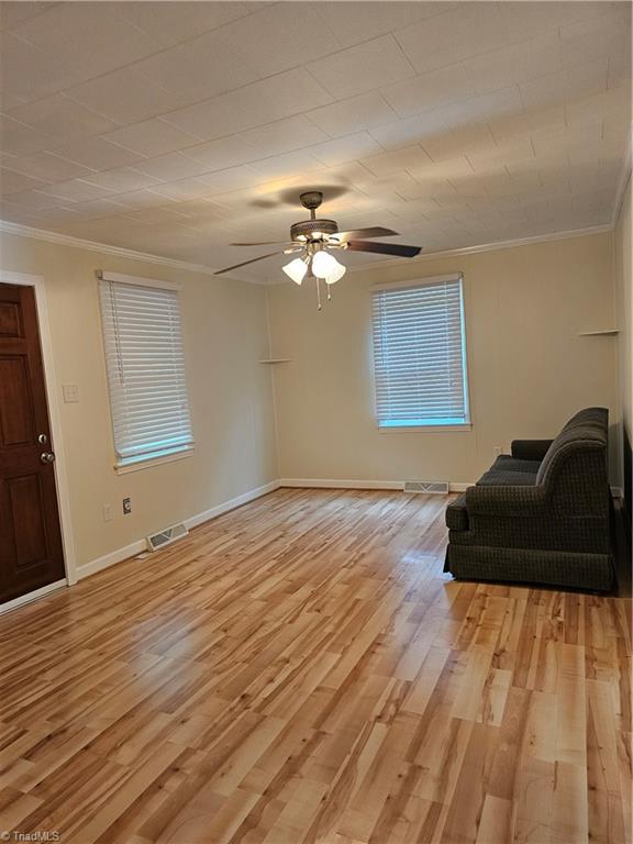 141 Roberts Road Eden, NC 27288 - Photo 7 of 15 View of livingroom