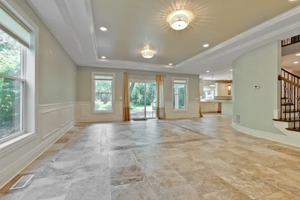 $6,800 | 24 Plymouth Court, Lincolnshire, IL 60069