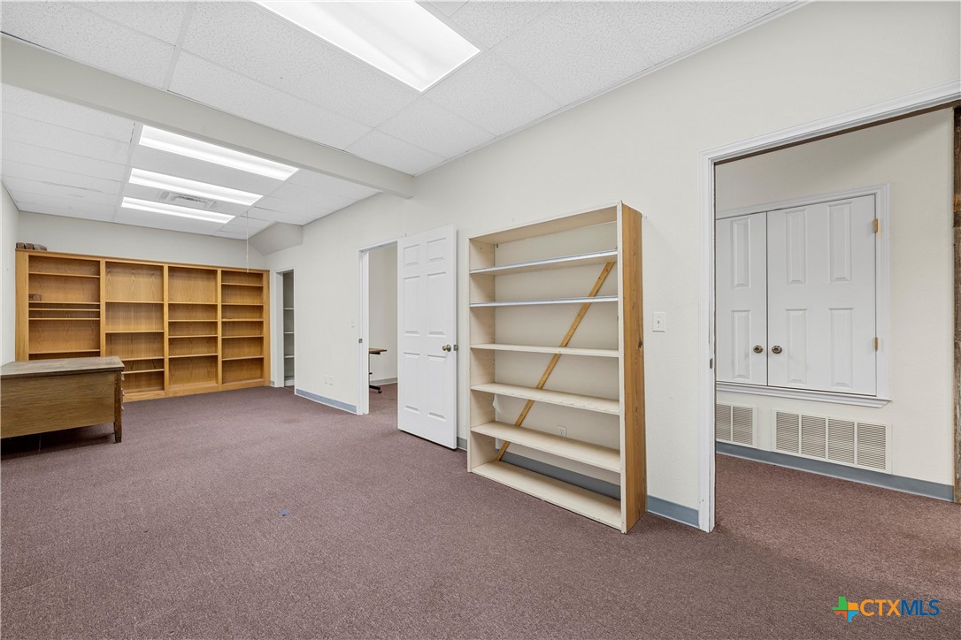 107 West Main Street Cameron, TX 76520 - Photo 19 of 37